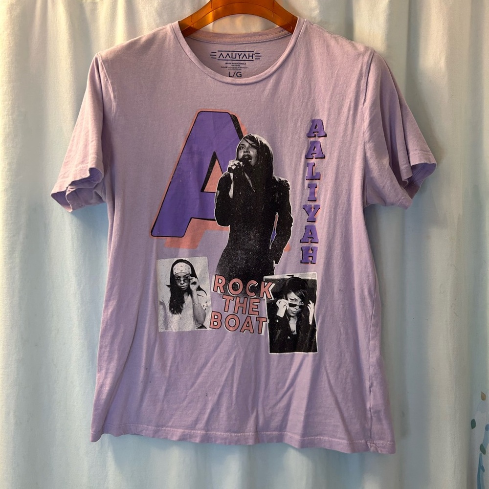 Aaliyah Lavender 'Rock The Boat' Short Sleeve Tee
